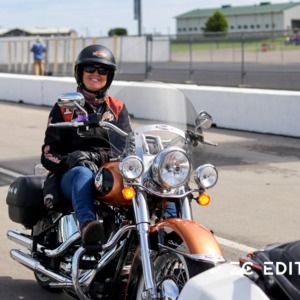 Meet your Posher, Polly